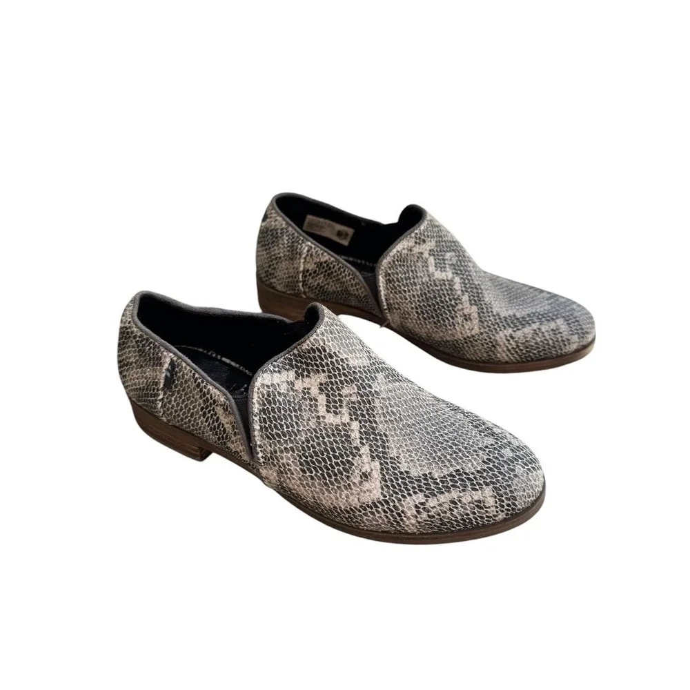 🌴 Toms Gray Shaye Low Bootie Slip-On Snakeskin Texture Loafers Shoes‎